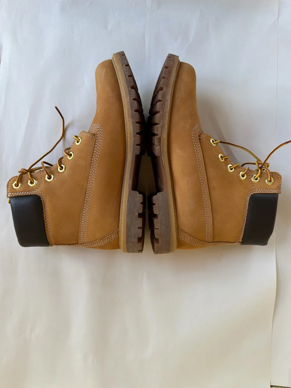 Timberland 6-Inch Premium Waterproof PrimaLoft Wheat Nubuck Boots Size 7 EUC!